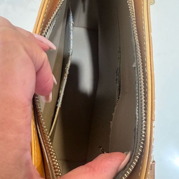 Louis Vuitton Yellow Monogram Vernis Tote Bag - Picture 6 of 17